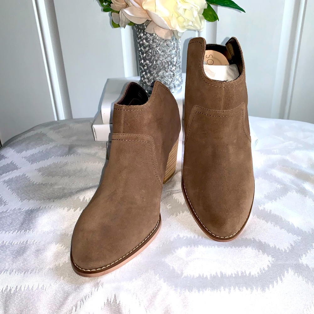 Ankle booties